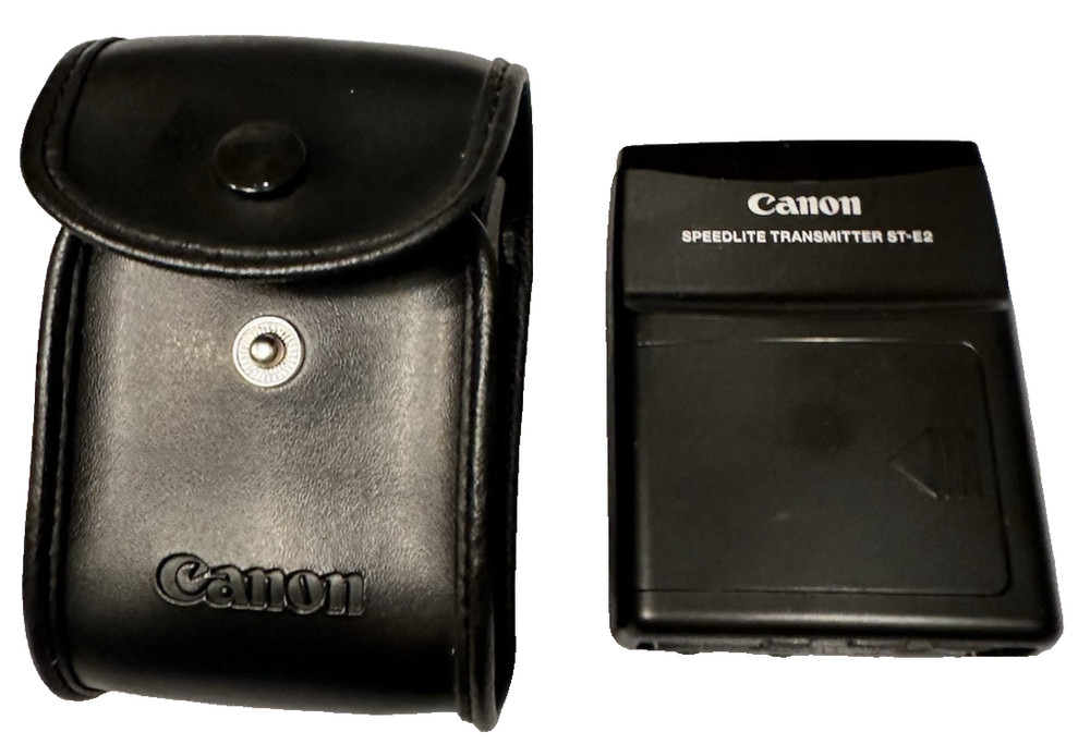 Canon Speedlite Transmitter ST-E2 Open Box, Never used, With Pouch & battery*