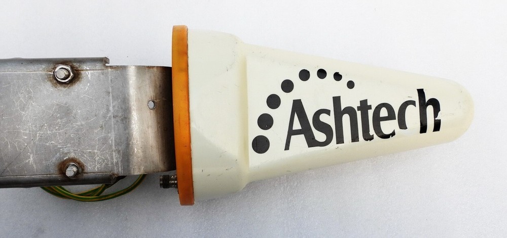 ASHTECH MODEL DHM5000 MARINE SHIPS SATELLITE NAVIGATION ANTENNA DSNP100084