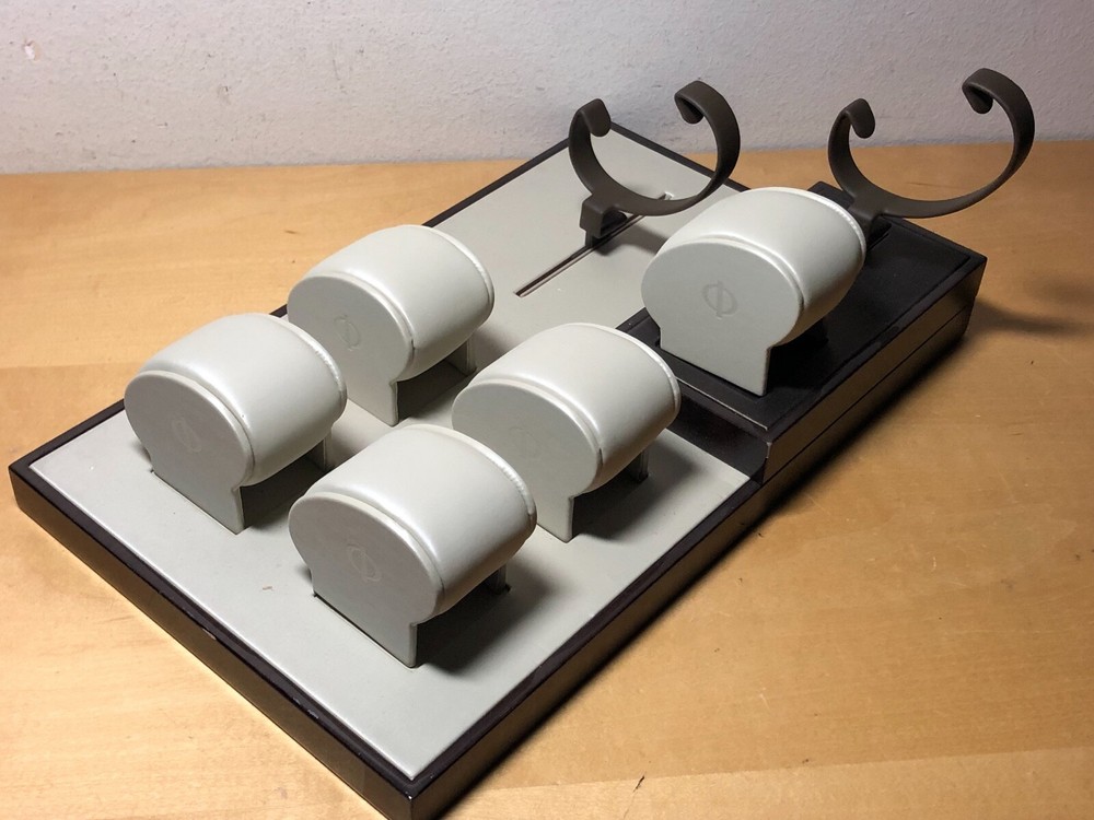 Display Expositor - BAUME & MERCIER - For 7X Watches