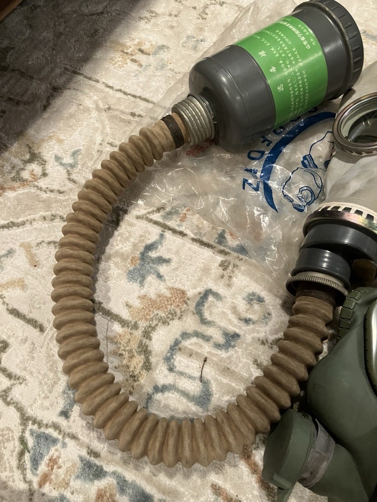 Chinese gas mask