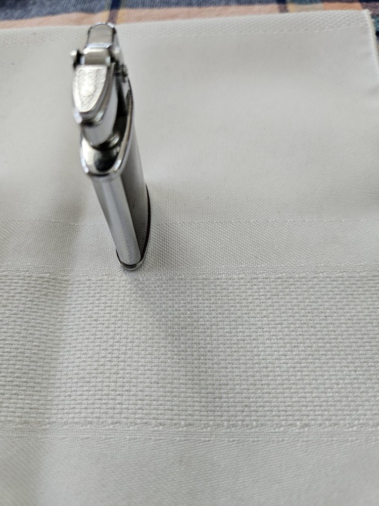 Vintage Ronson Gem Lighter