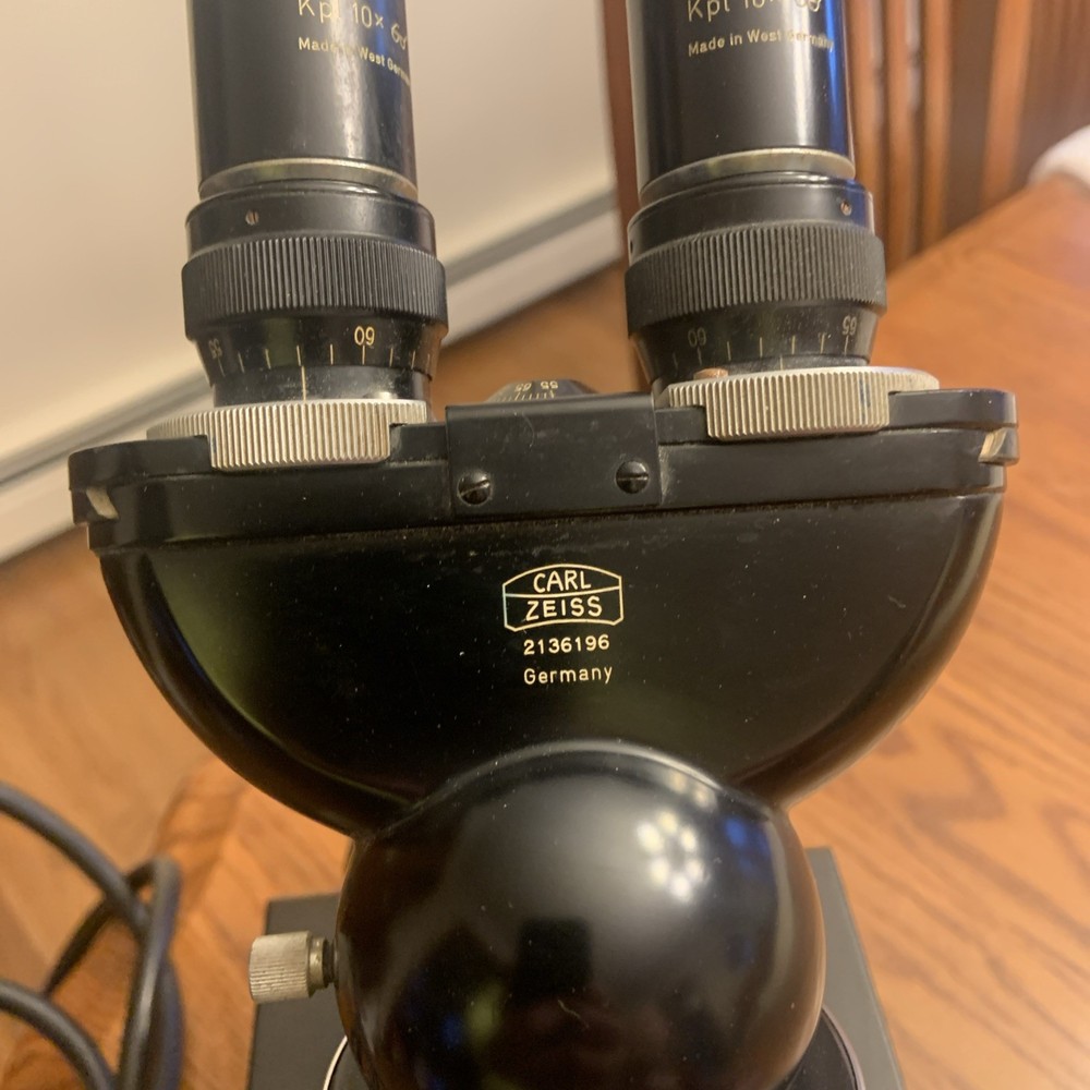 Carl Zeiss - Binocular Microscope with four Objective Lenses