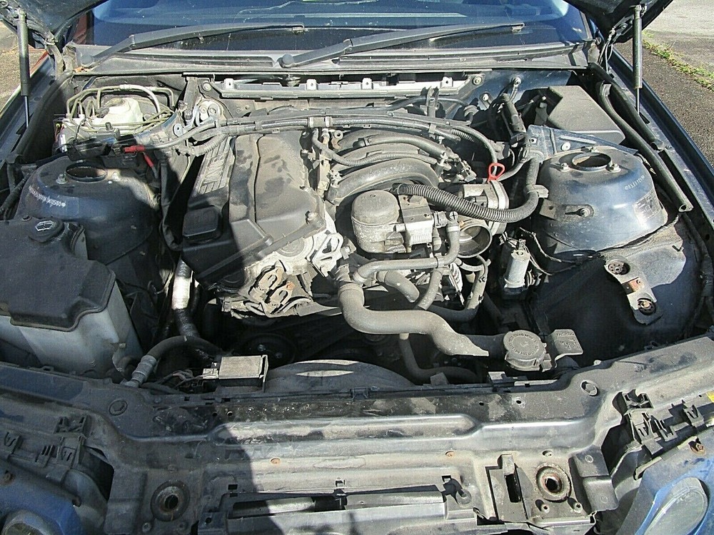 BMW E46 316 TI Compact - Hazard Warning Triangle