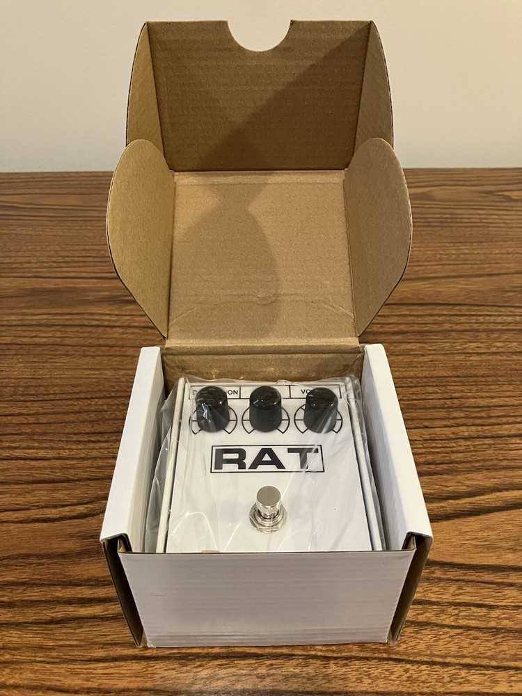 White ProCo Rat Distortion Effects Pedal