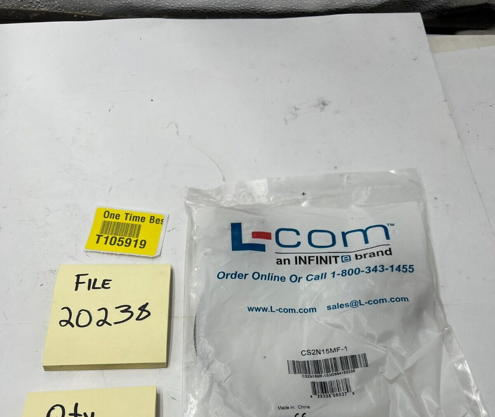 (QTY 2) L-Com CS2N15MF-1 Computer Cable, D Sub 15 Position Plug Light Gray