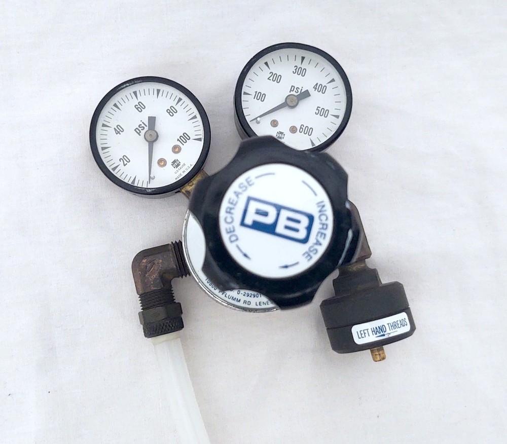 Puritan Bennett Pressure Regulator Model 30