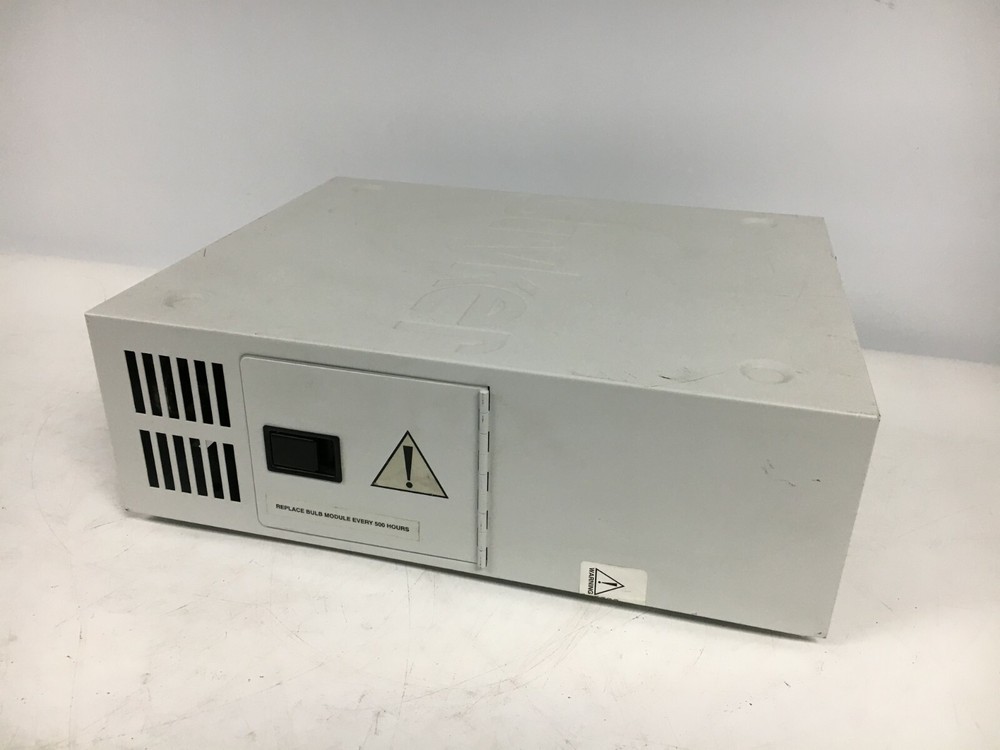 Stryker X7000 | 220-190-000 Xenon Endoscopy Light Source Untested Part only