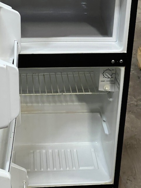 Danby Micro-fridge Refrigerator/Freezer Combo