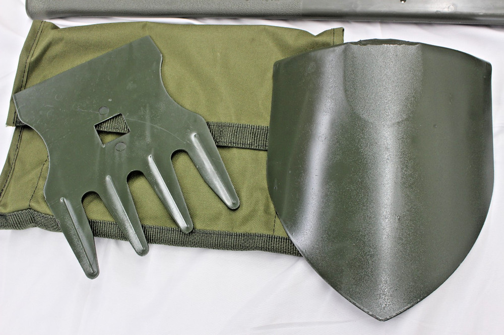 MAX AXE MILITARY COMBINATION TOOL FOREST TOOL COMPANY
