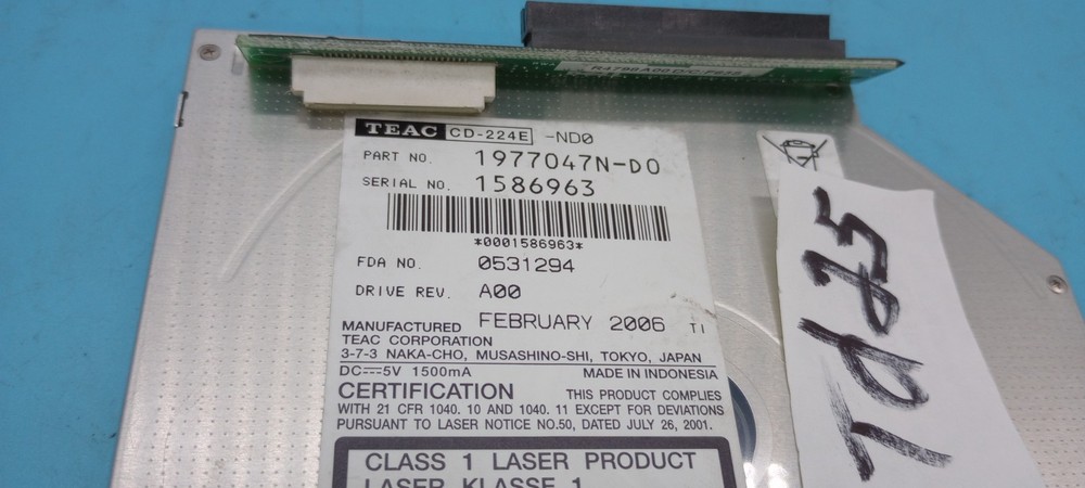 TEAC CD-224E-NDO Slim CD-ROM