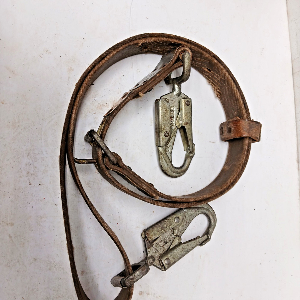 BASHLIN, DOUBLE LOCKING, SAFETY STRAP, DOM 702, 5AN-2HL