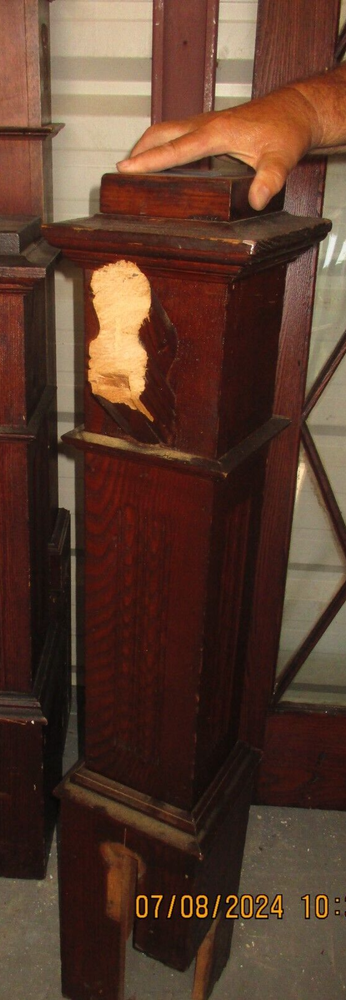 NEWEL POST STAINED 46 TALL DECORATIVE LINES WE SHIP!!!!!!