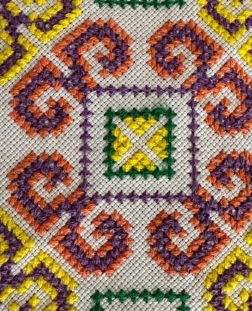 Hand Embroirded Shipibo Alter Cloth