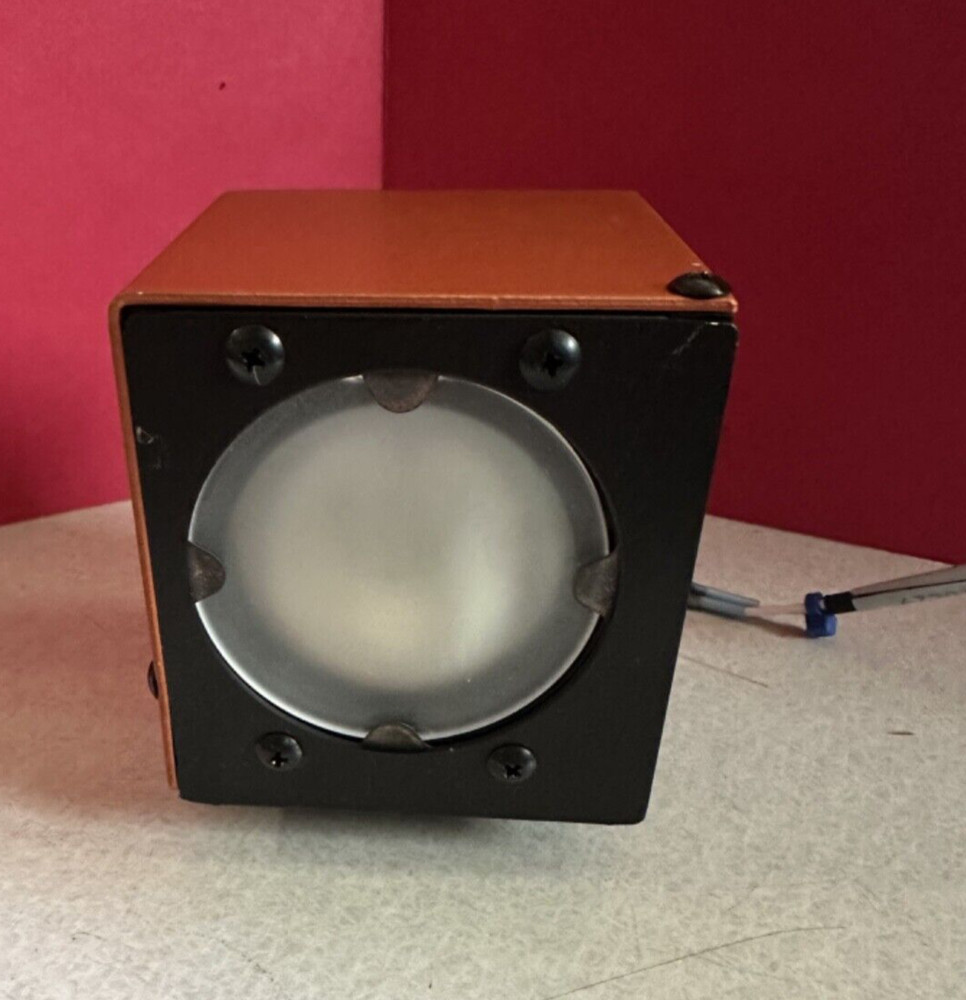 ESI / MKS 9300 67201 Low Voltage Light