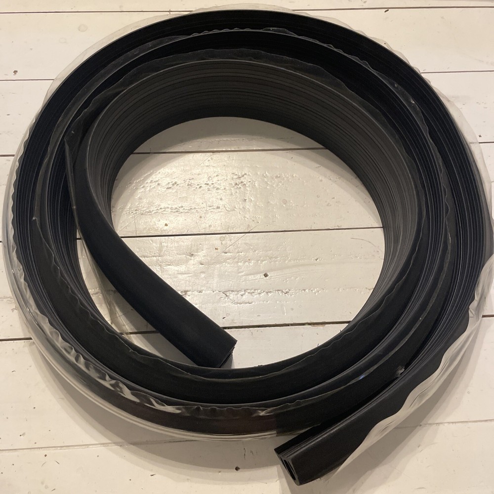 Checkers Cable Protector 1-Channel Black 10' x 1"H, Max. Cable Dia.: 3/4" 5MKH8