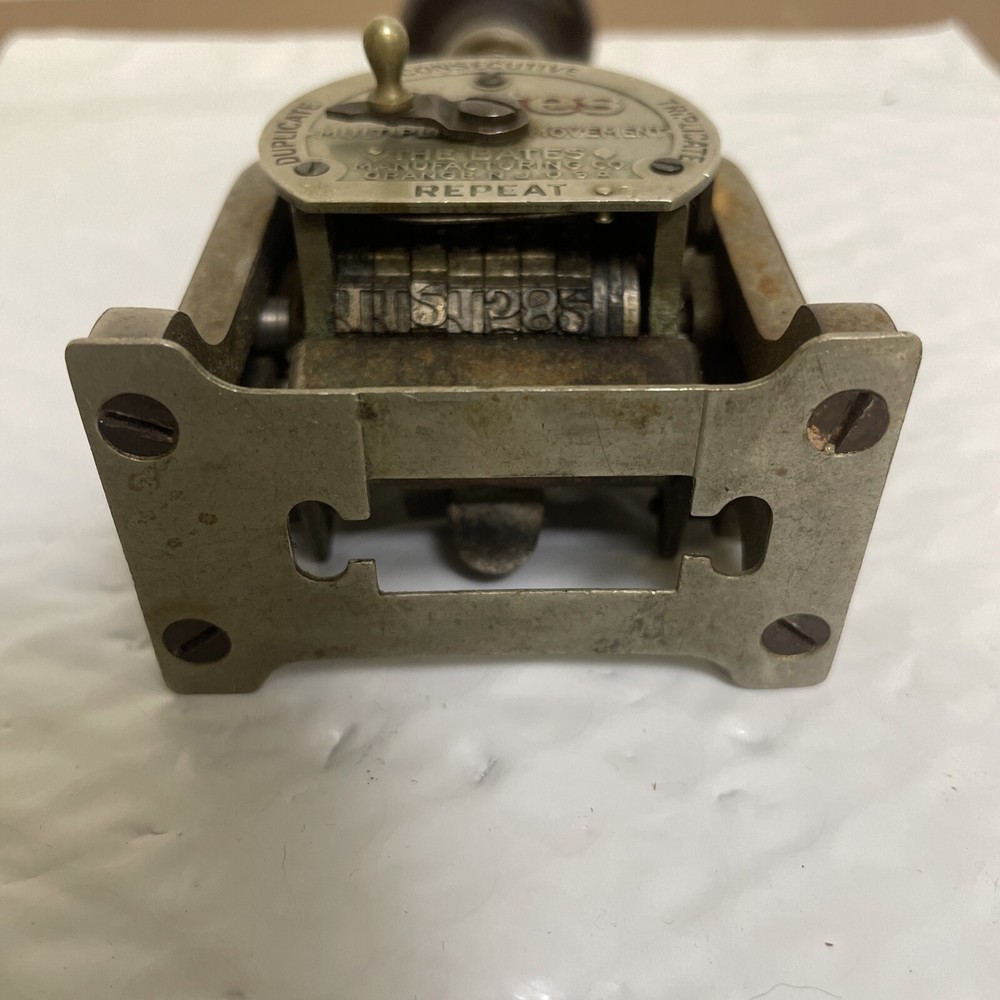 Vintage BATES 7 Wheel/Style E Numbering Machine *Wooden Handle!