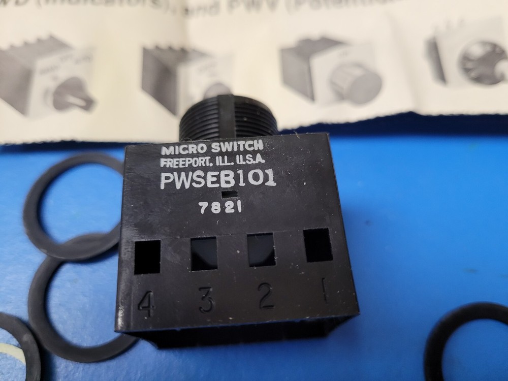 (1 PC) PWSEB101 MICROSWITCH Selector Switch Base 4-Slot 2-Position