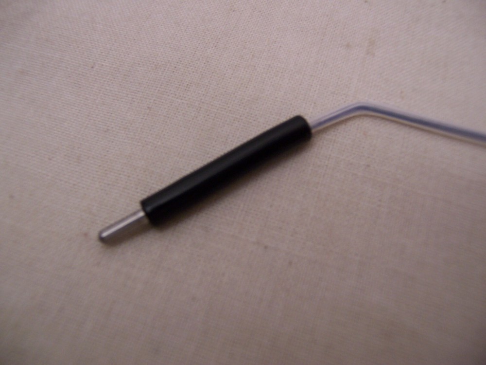 Electrocautery applicator & 3 adaptors for electocautery unit - as shown