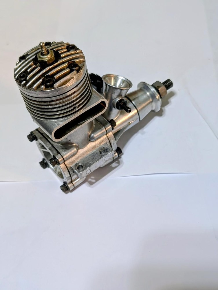 K & B 35 SERIES 75 CONTROL LINE ENGINE, PRE-OWNED, EXCELLANT COMPRESSION