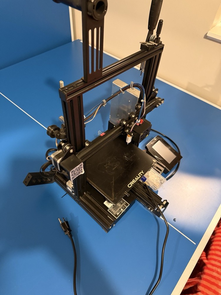 Ender 3 Pro 3D printer. Works Great