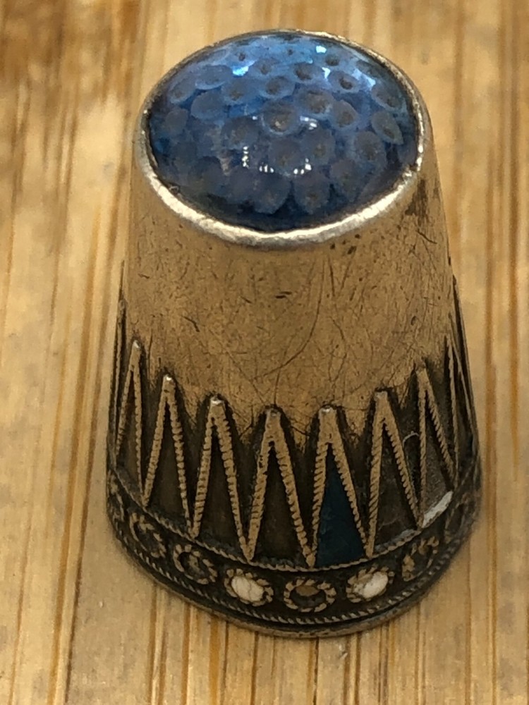 Vintage Sterling Silver Thimble - Bermuda- with chipped enamel work