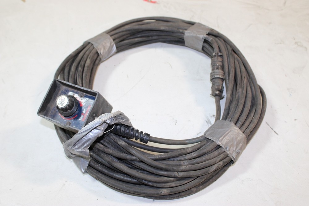 Red-D-Arc Welderentals  CONTROL W/CABLE