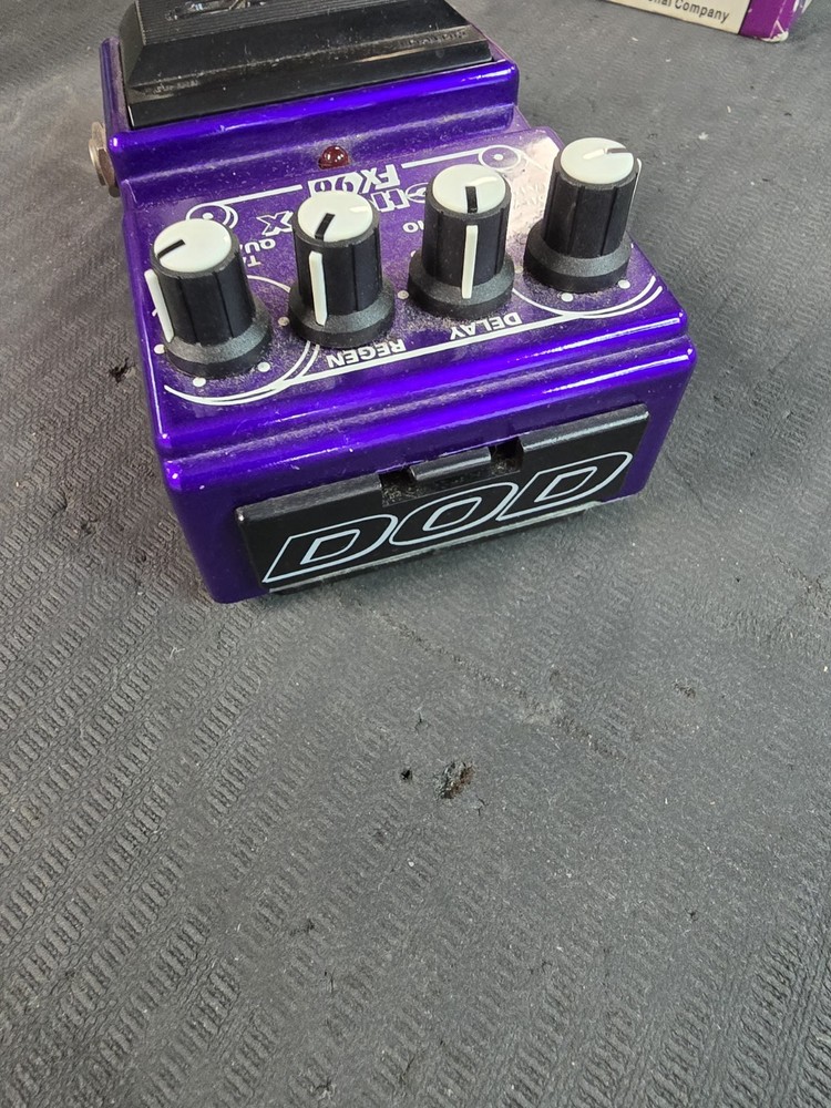 DOD (DigiTech) FX96 Echo FX Guitar Delay Pedal **INCLUDES BOX