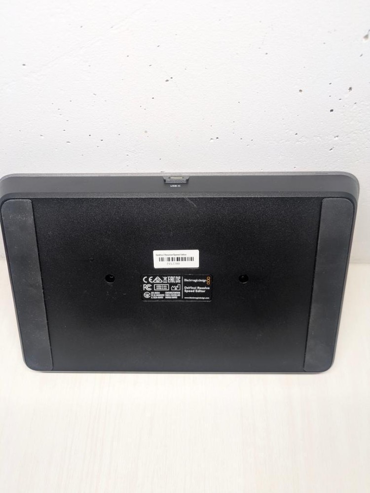 Blackmagic Design DaVinci Resolve Speed Editor without Studio Software jp