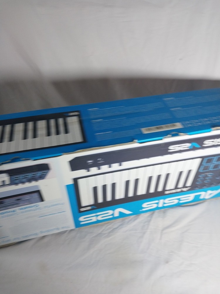 Alesis V25 25-Key USB-MIDI Keyboard Controller