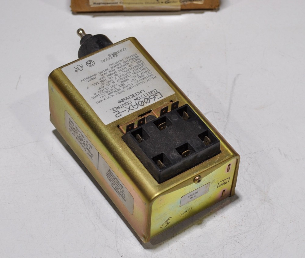 Carrier LH33CM600 Ignition Control Module