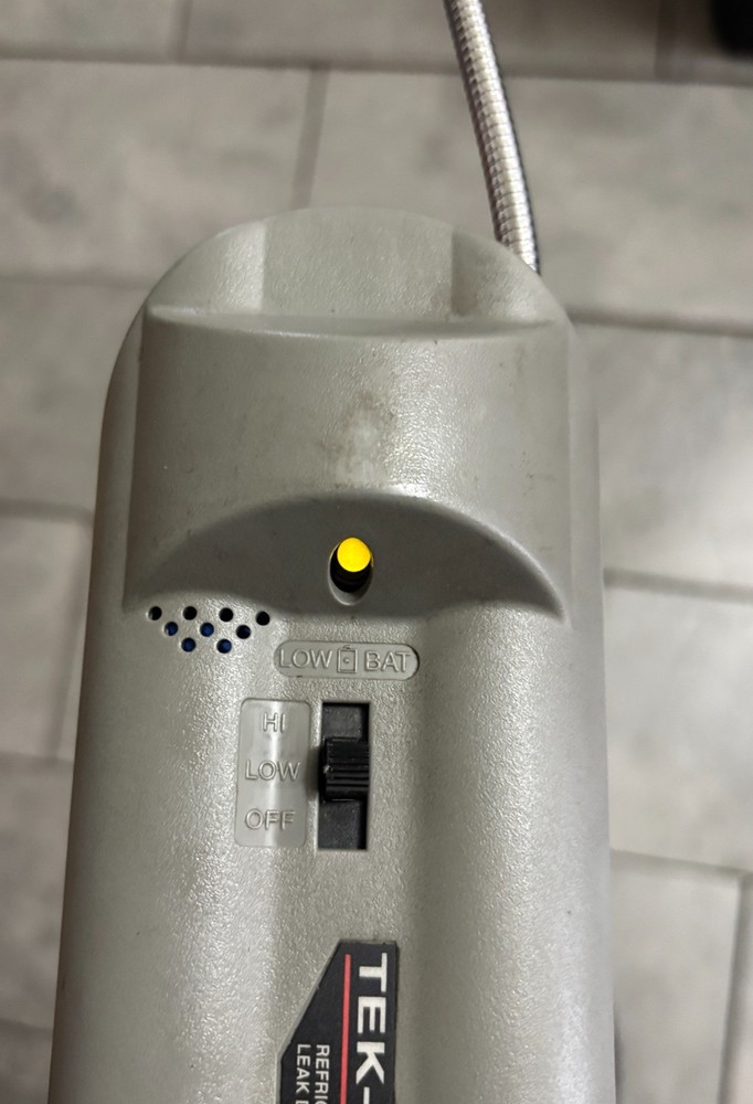 Inficon TEK-MATE Refrigerant Leak Detector W/ Case