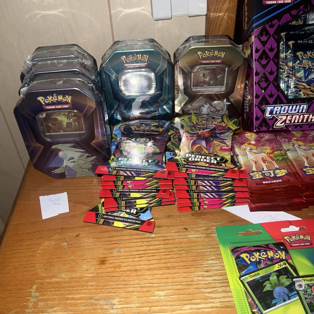 POKÉMON LOVER TIER MYSTERY BOX 📦‼️MULTIPLE ITEMS/(PLEASE READ DESCRIPTION)