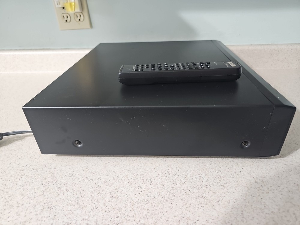 Sony CDP-CE375 CD 5 Compact Disc Carousel Changer with Remote Control