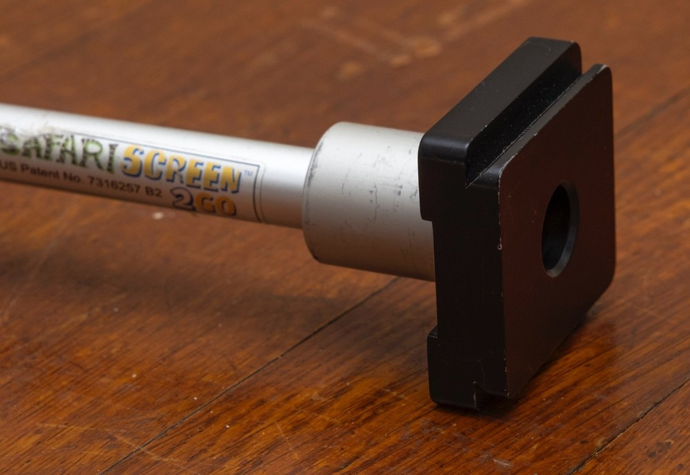 Screen2Go 75″ Portable Projection Screen – Easy Setup & Travel-Friendly, EX+