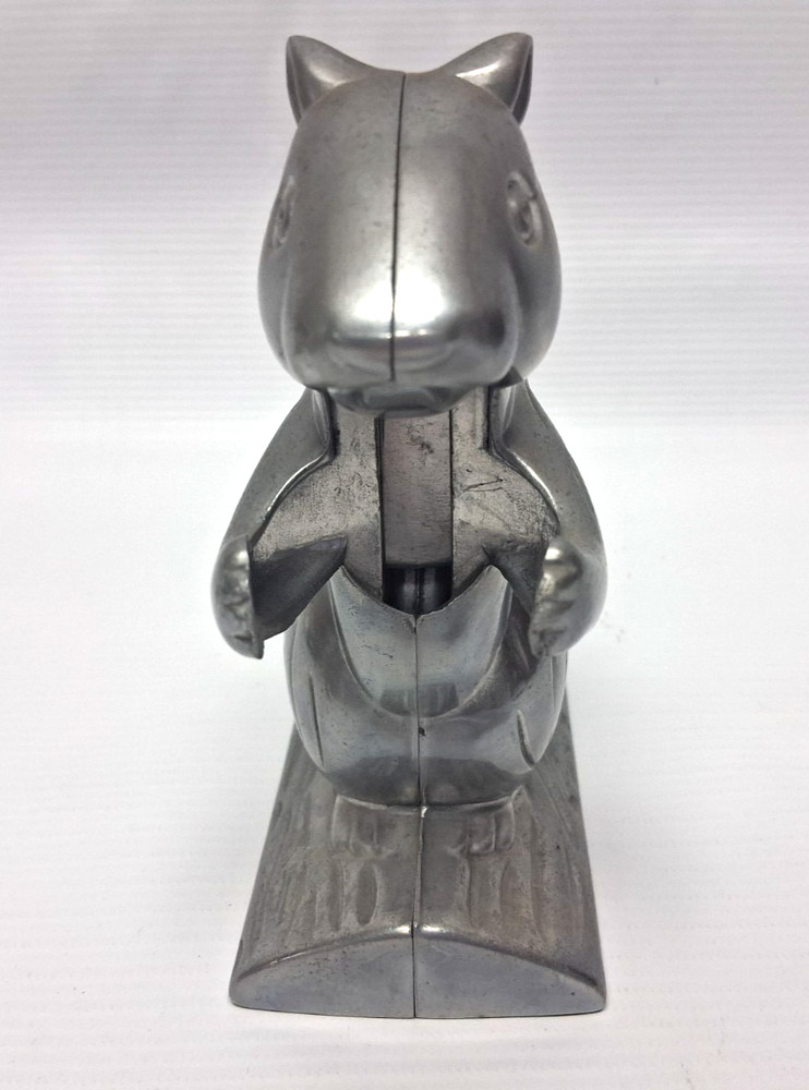 Squirrel Nutcracker Nut Cracker Mechanical Cast Aluminum Vintage
