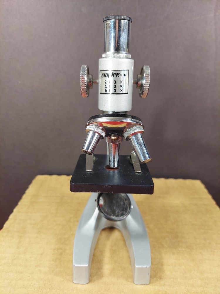 Vintage Empire 600 X Microscope Japan Metal