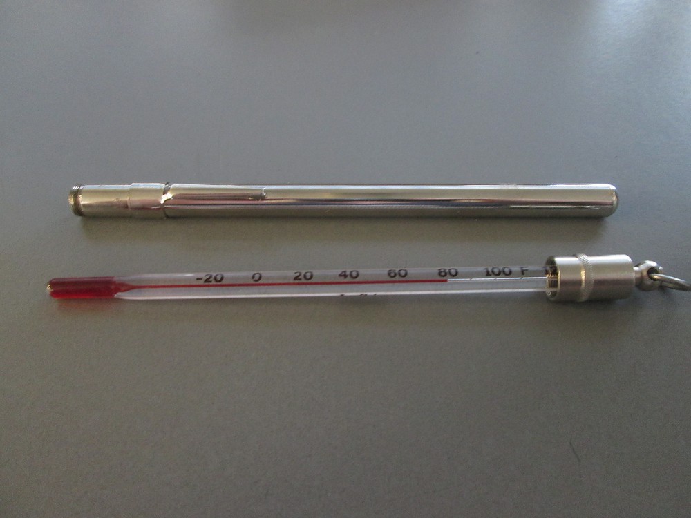 VINTAGE 583 LUFKIN POCKET THERMOMETER