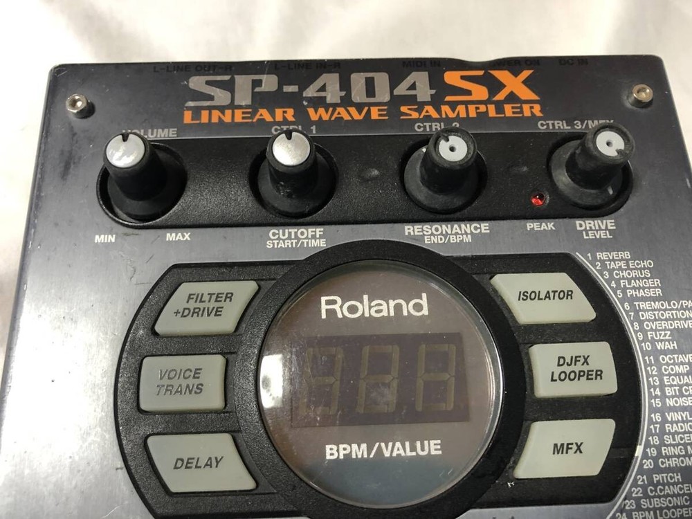 Roland SP-404SX Compact Linear Wave Sampler High capacity & high sound quality
