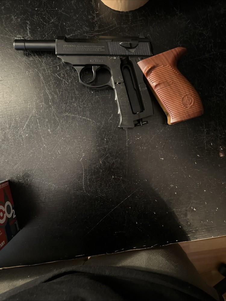 Walther P98 BB Gun Set