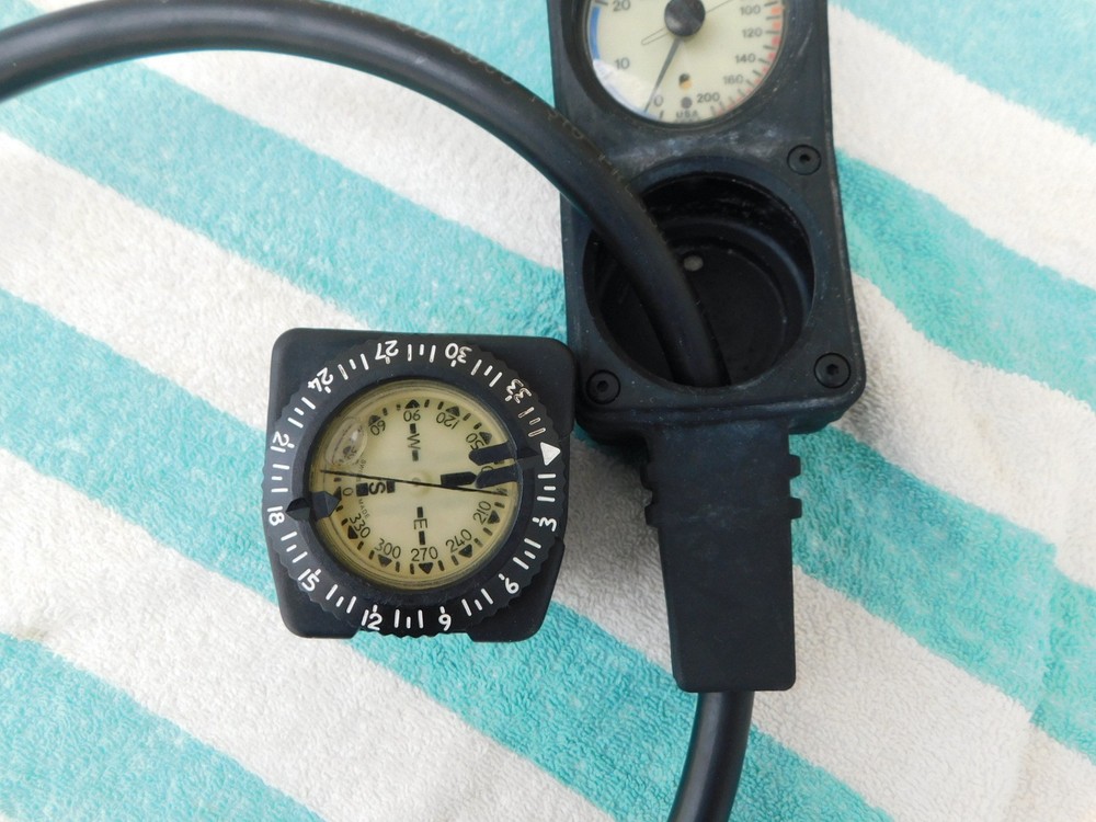 Aqua Lung US, Divers Excellent, late model Compass