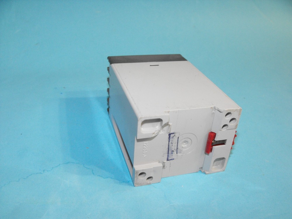 ESE RH-EIV.RELE QUANTITY USAGE TIME.USED