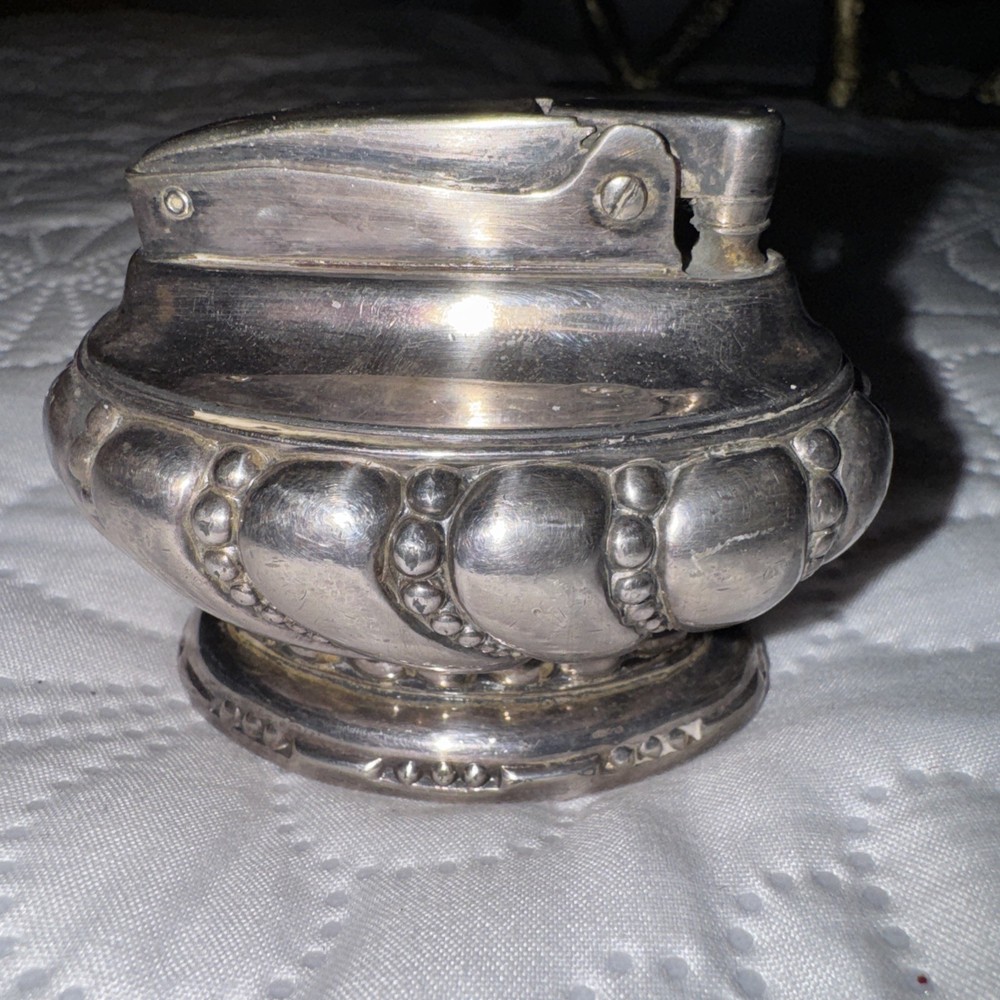 Vtg 1949 Ronson Senator Table Top Lighter