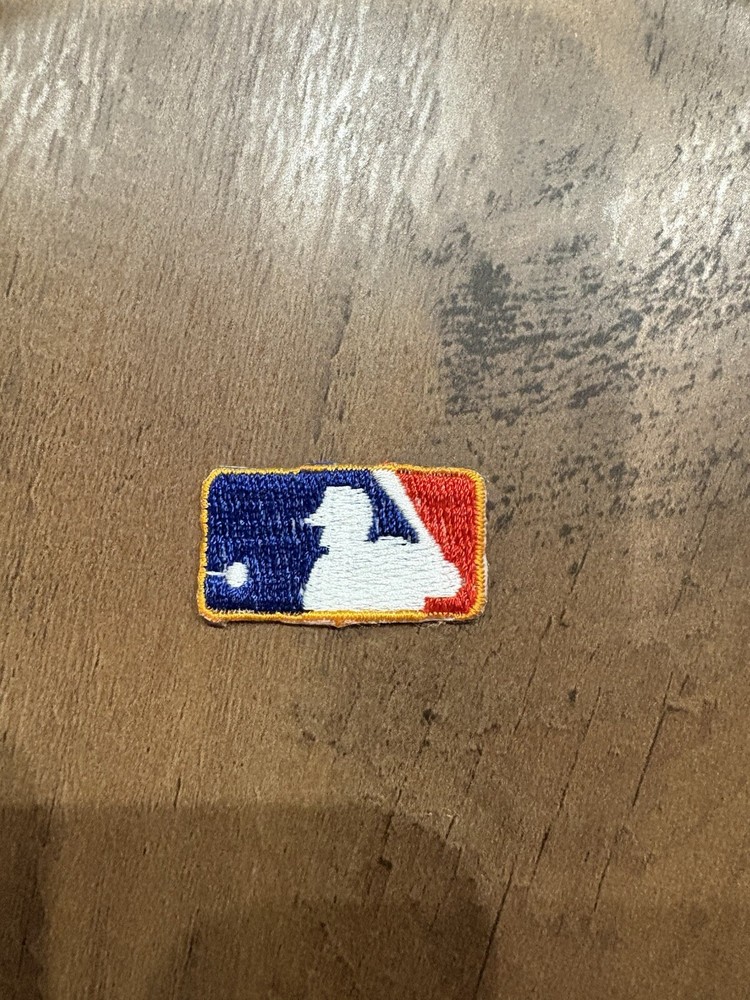 Vtg 90's MLB Batterman Logo Yellow Trim Embroidered Baseball Patch Small