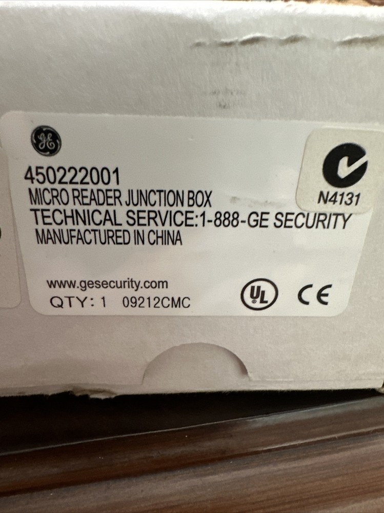 GE Security Micro Reader Junction Box 450222001 New