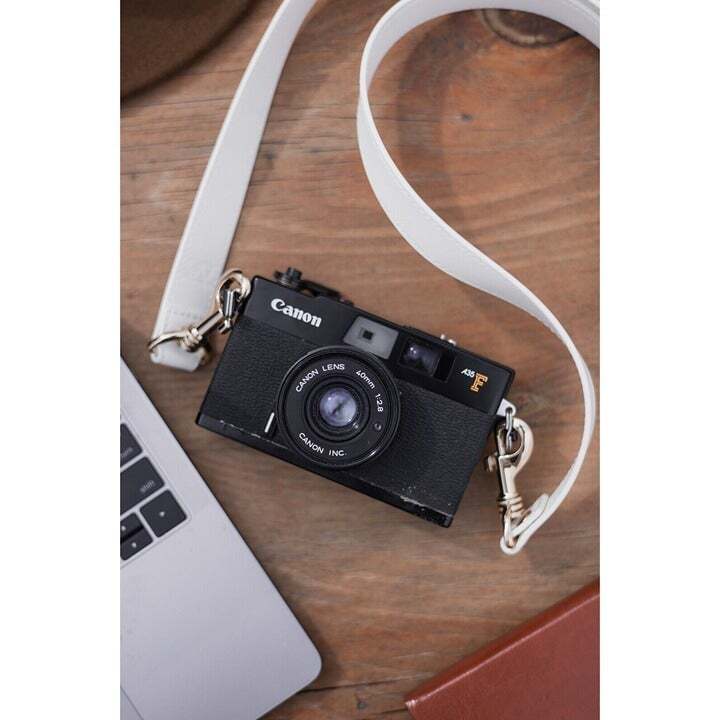 Camera Strap - Neck Shoulder Leather White Stylish Classy Unique