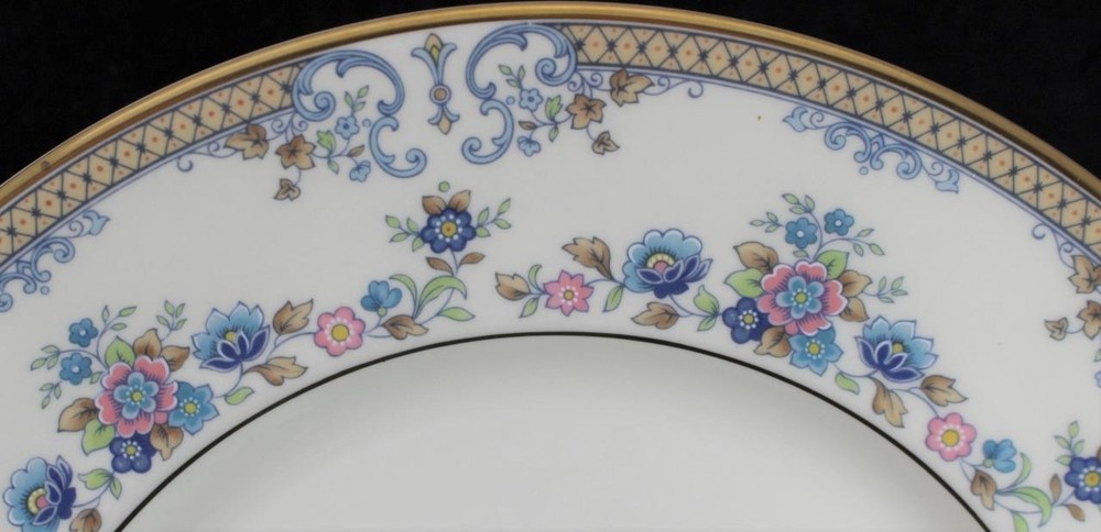 Minton AVONLEA 4 Piece Assortment Bone China A+ CONDITION