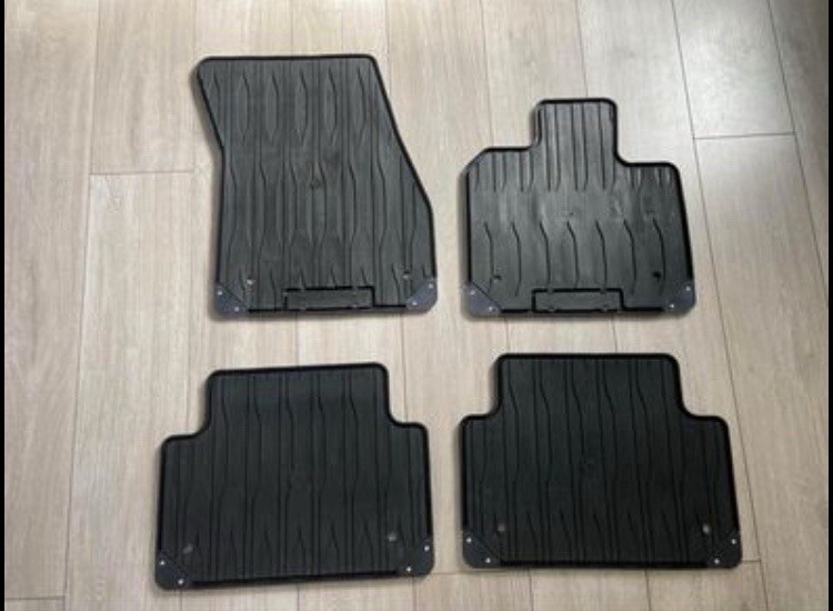 RANGE ROVER EVOQUE L551 FRONT AND REAR DRIVER’s SIDE 2019+