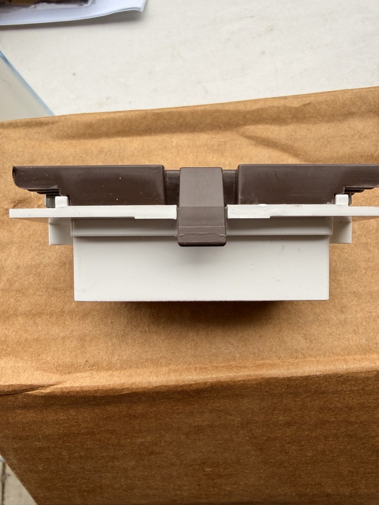 Steelcase TS73SSY Plug Assembly For Answer System Cubicle - 4 Tested Working