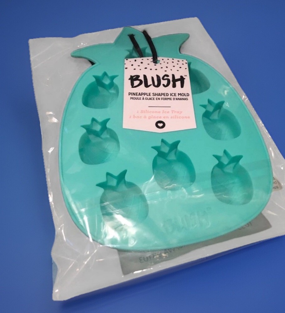 Blush Pineapple Shaped Ice Mold Flexible Ease MAKE TROPICAL DRINKS🌴FREESHIP🍍