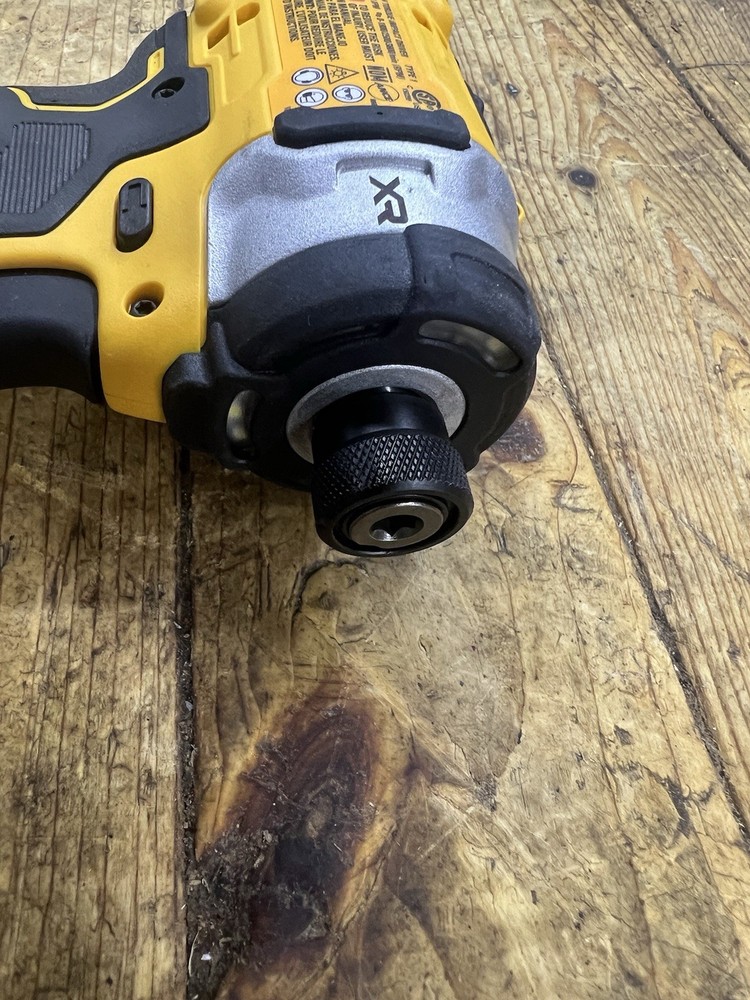 dewalt dcf 860b impact driver kit
